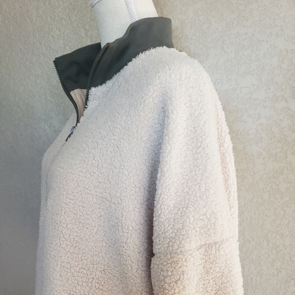 Fabletics sherpa half-zip jacket - Picture 5 of 9